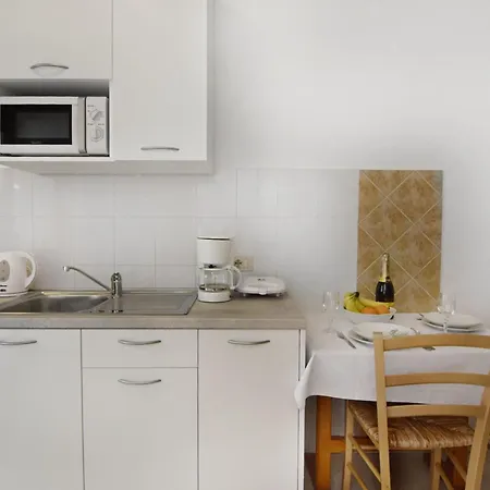 Albina 5 By Interhome *